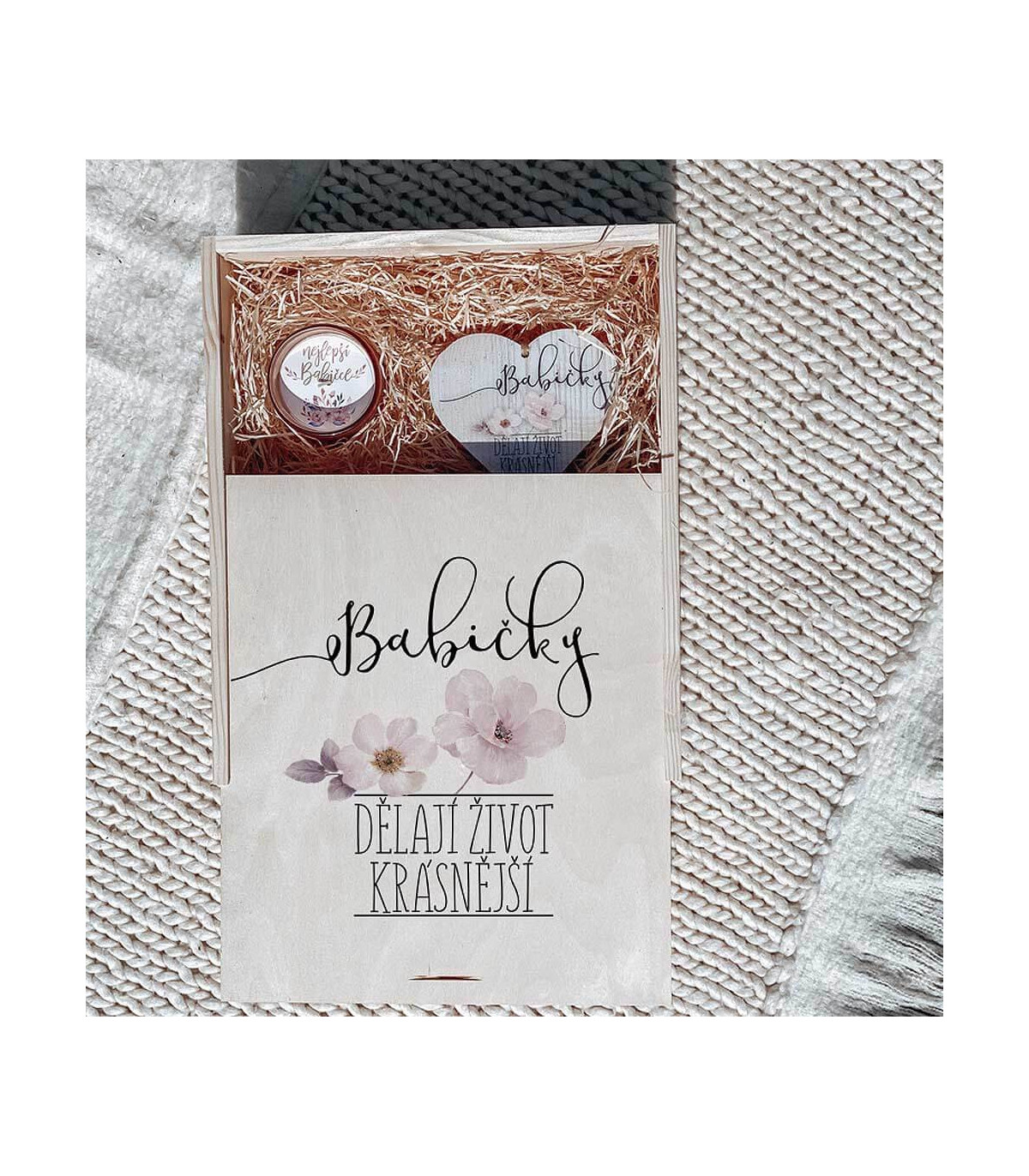 Dřevěný dárkový box - babičky dělají život krásnější