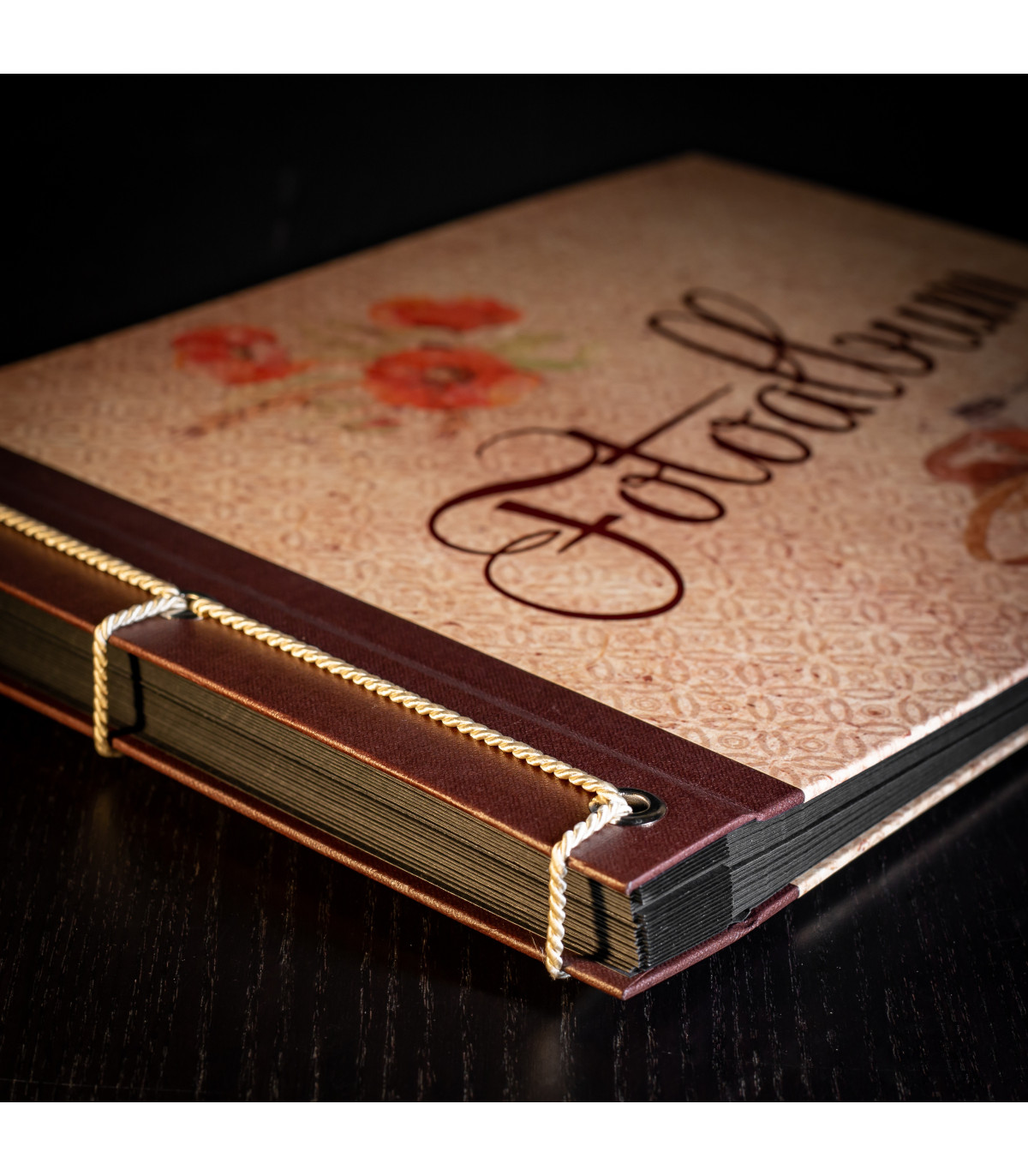 Klasické fotoalbum z české řemeslné dílny