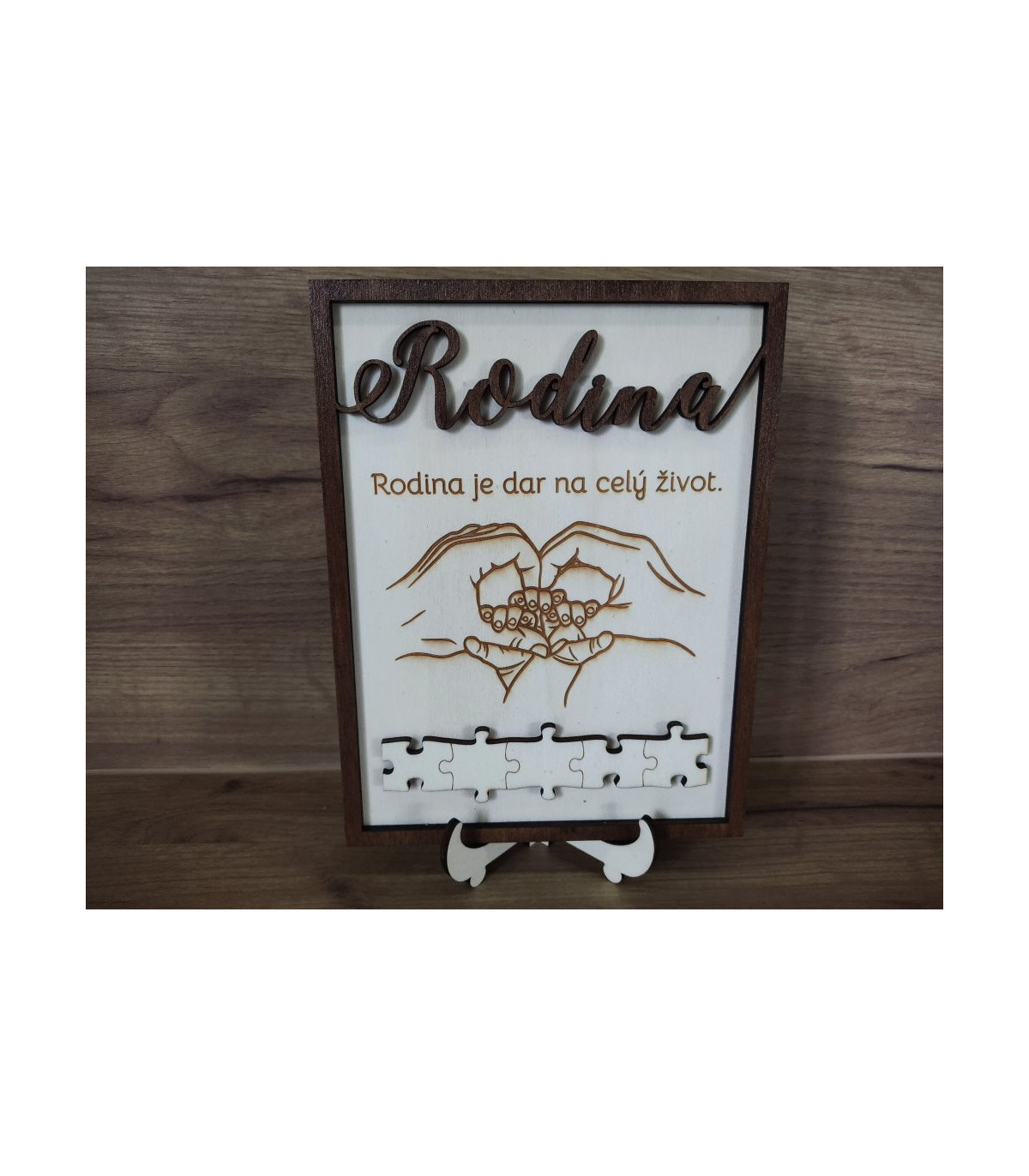 Dřevěná dekorace - RODINA puzzle s gravírováním
