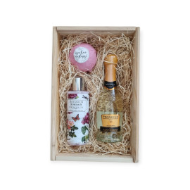 Dřevěná bedna k narozeninám pro ženu